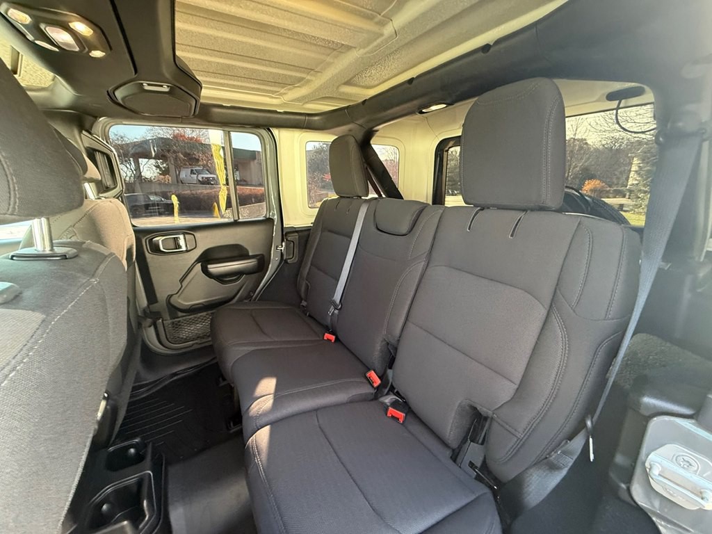 2019 Jeep Wrangler Unlimited Image 25