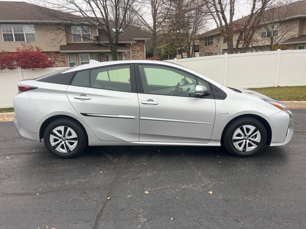 2018 Toyota Prius Image 6