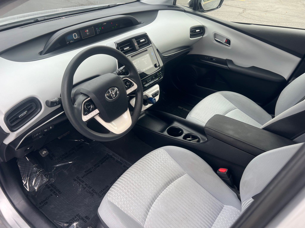 2018 Toyota Prius Image 27