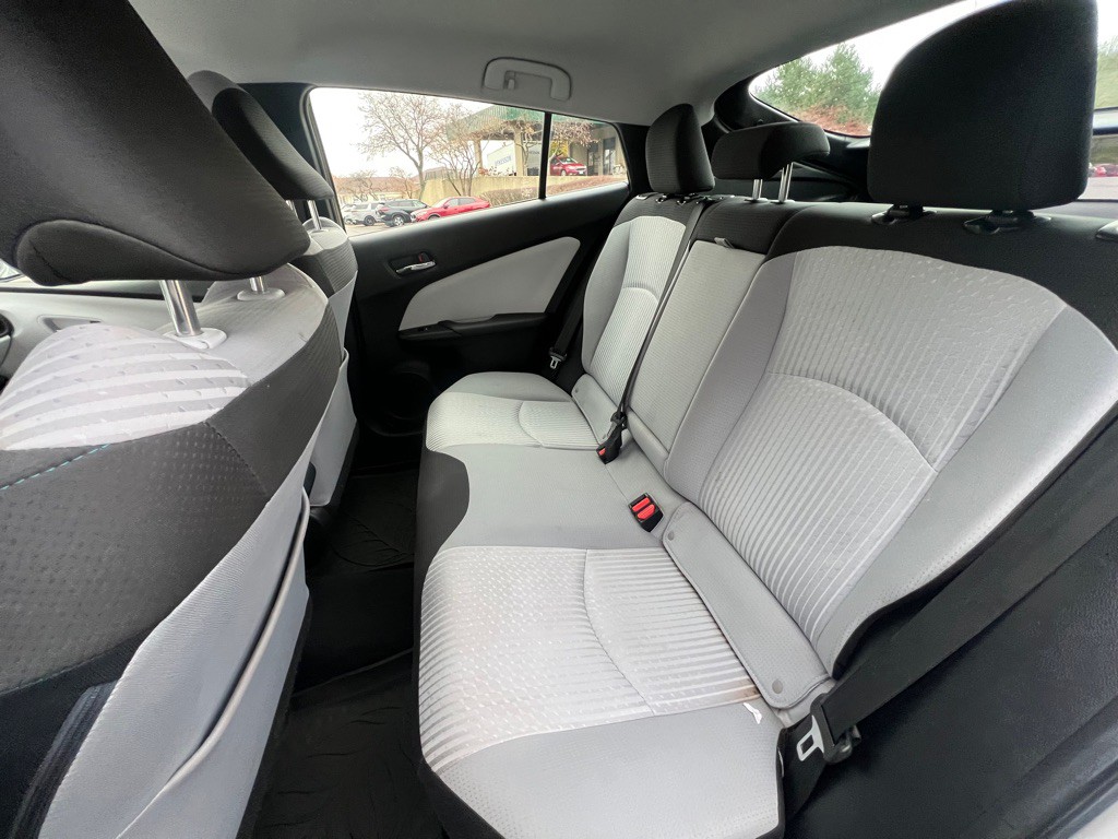 2018 Toyota Prius Image 47