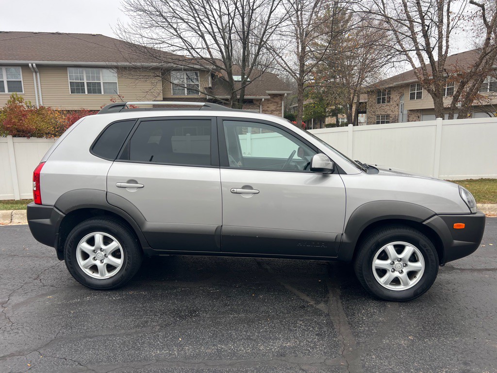 2005 Hyundai Tucson Image 6