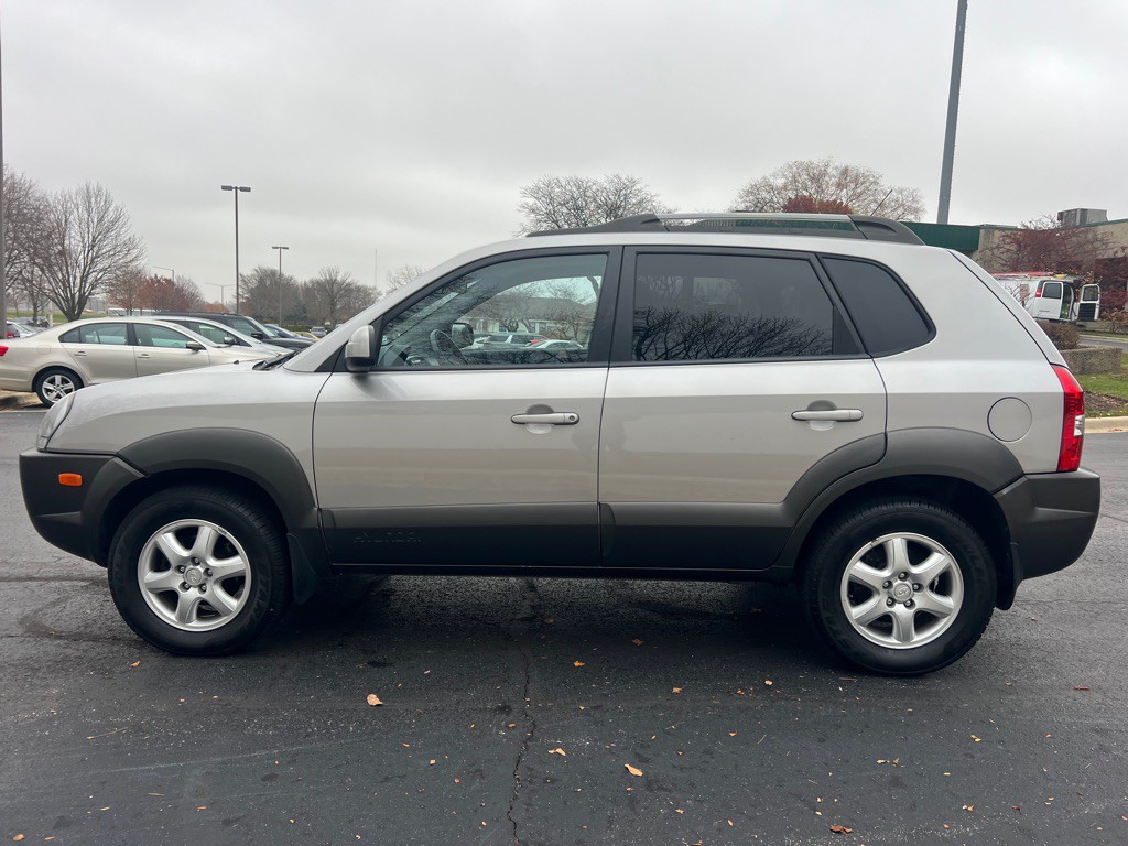 2005 Hyundai Tucson Image 13