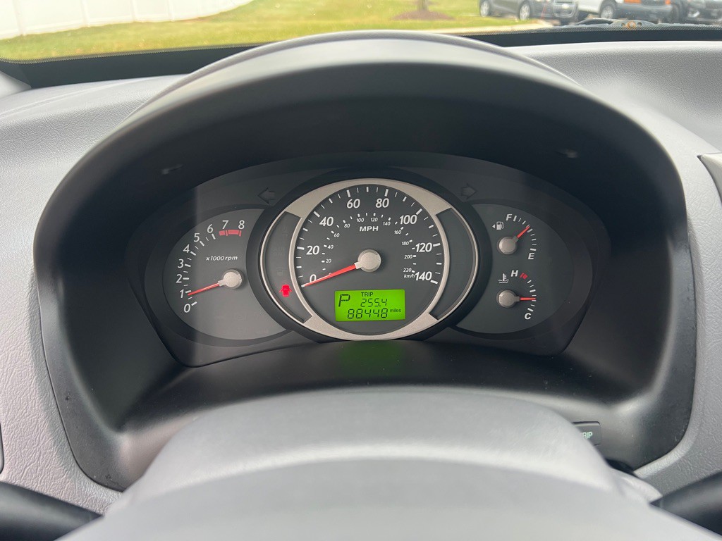 2005 Hyundai Tucson Image 21