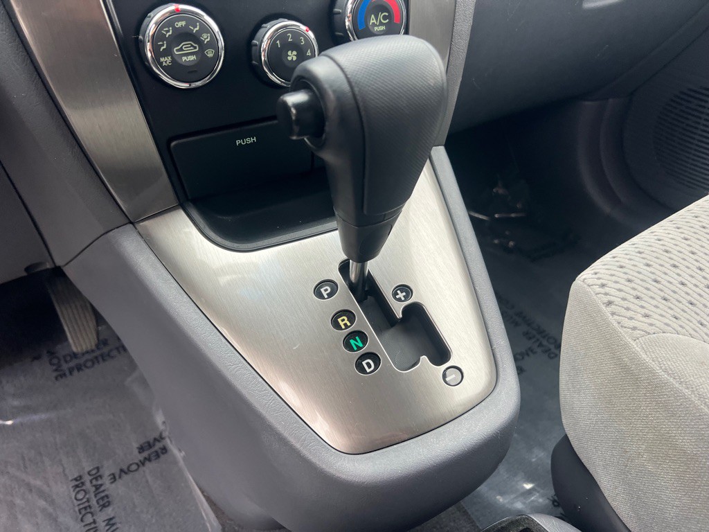 2005 Hyundai Tucson Image 25