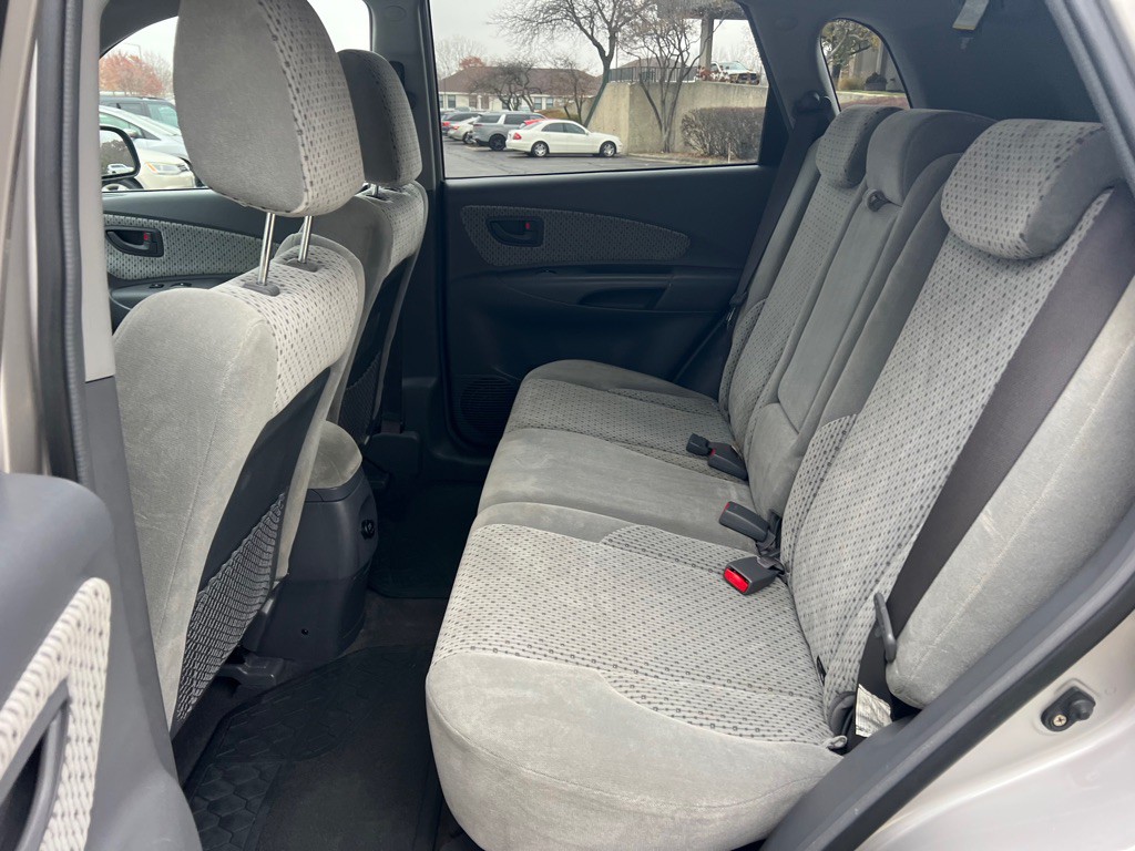 2005 Hyundai Tucson Image 35