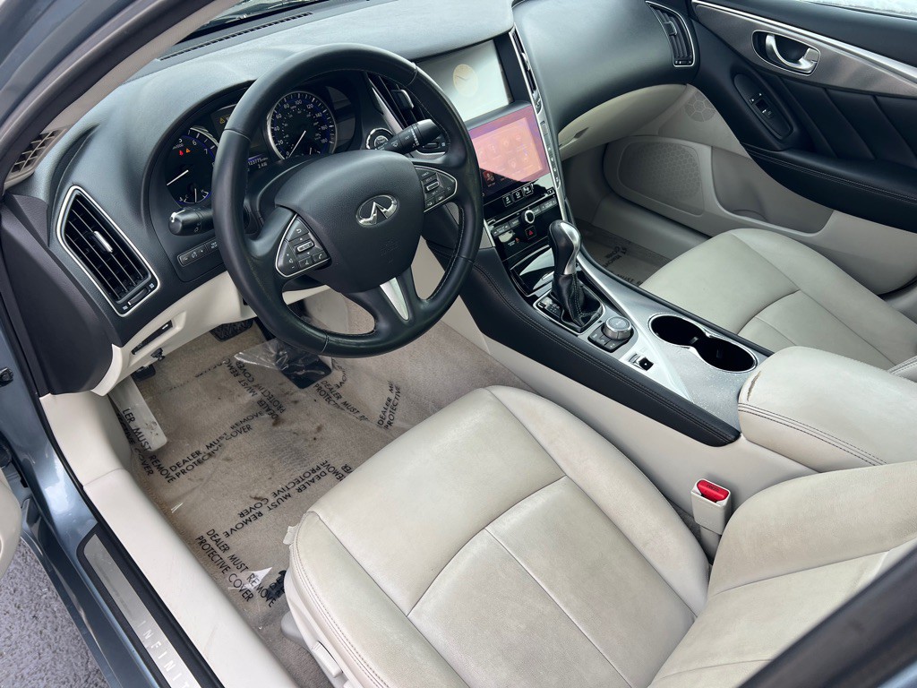 2014 INFINITI Q50 Image 22