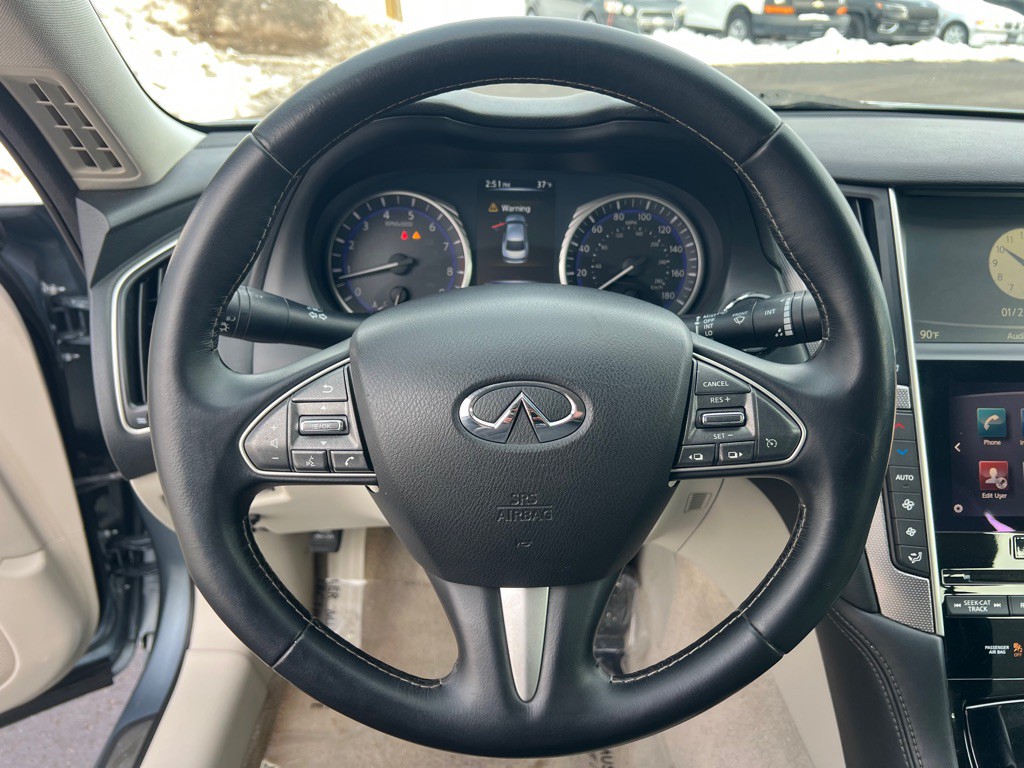 2014 INFINITI Q50 Image 23