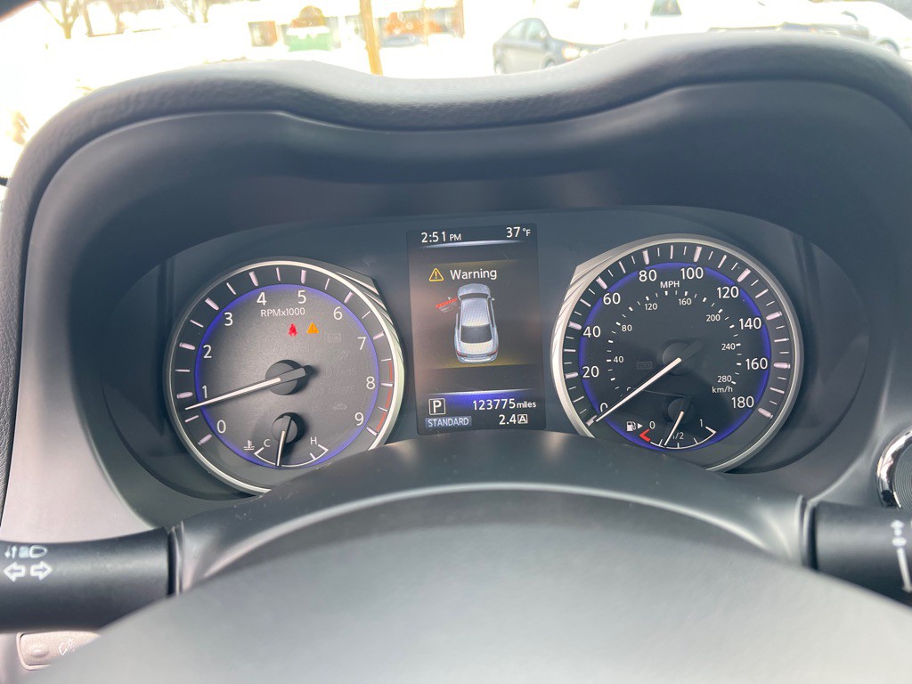 2014 INFINITI Q50 Image 24