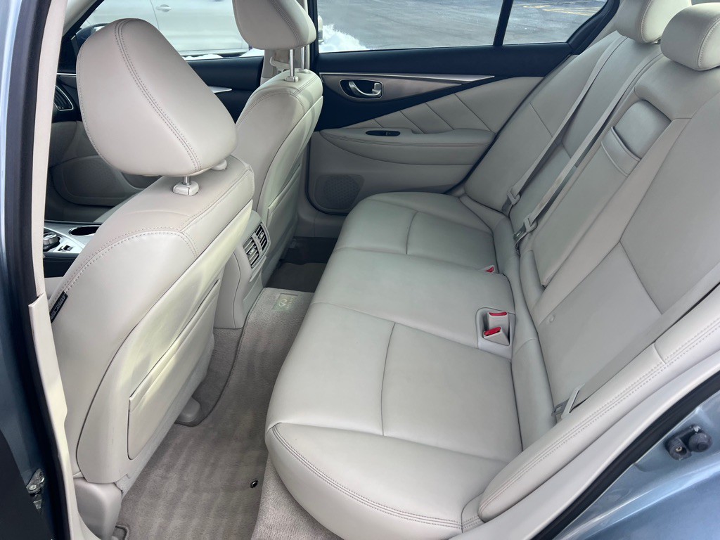 2014 INFINITI Q50 Image 36