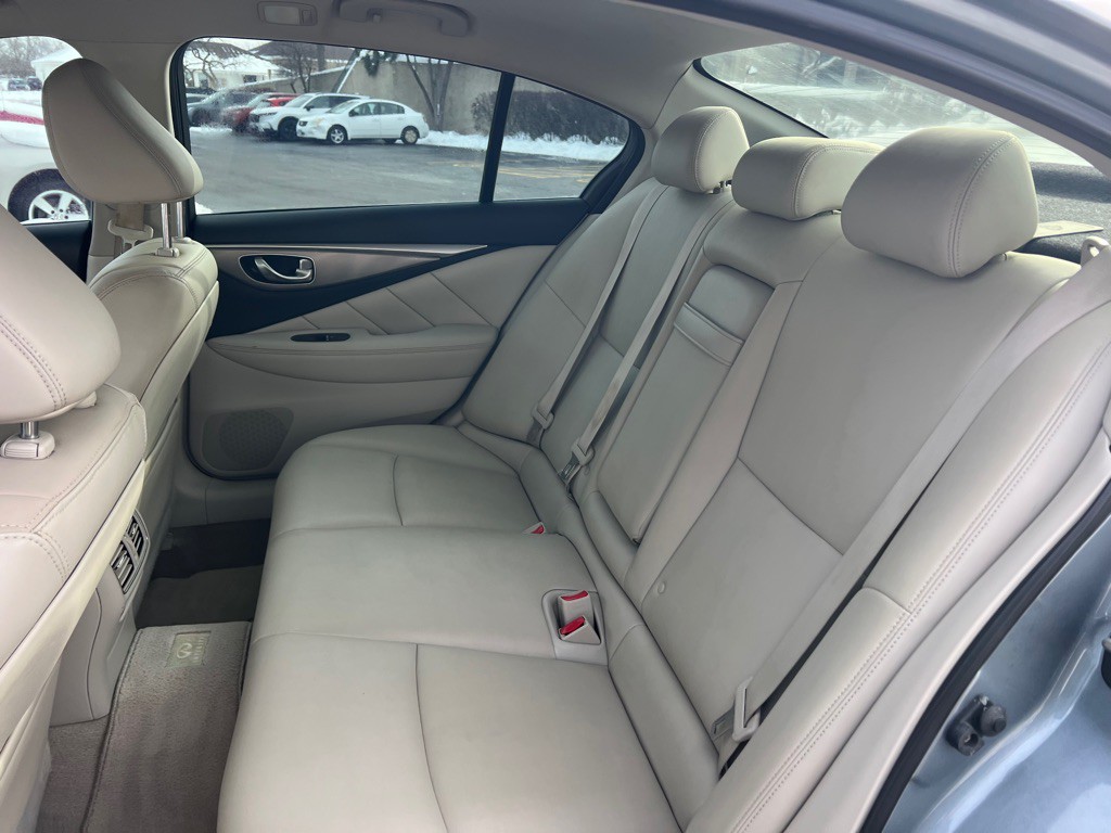 2014 INFINITI Q50 Image 37
