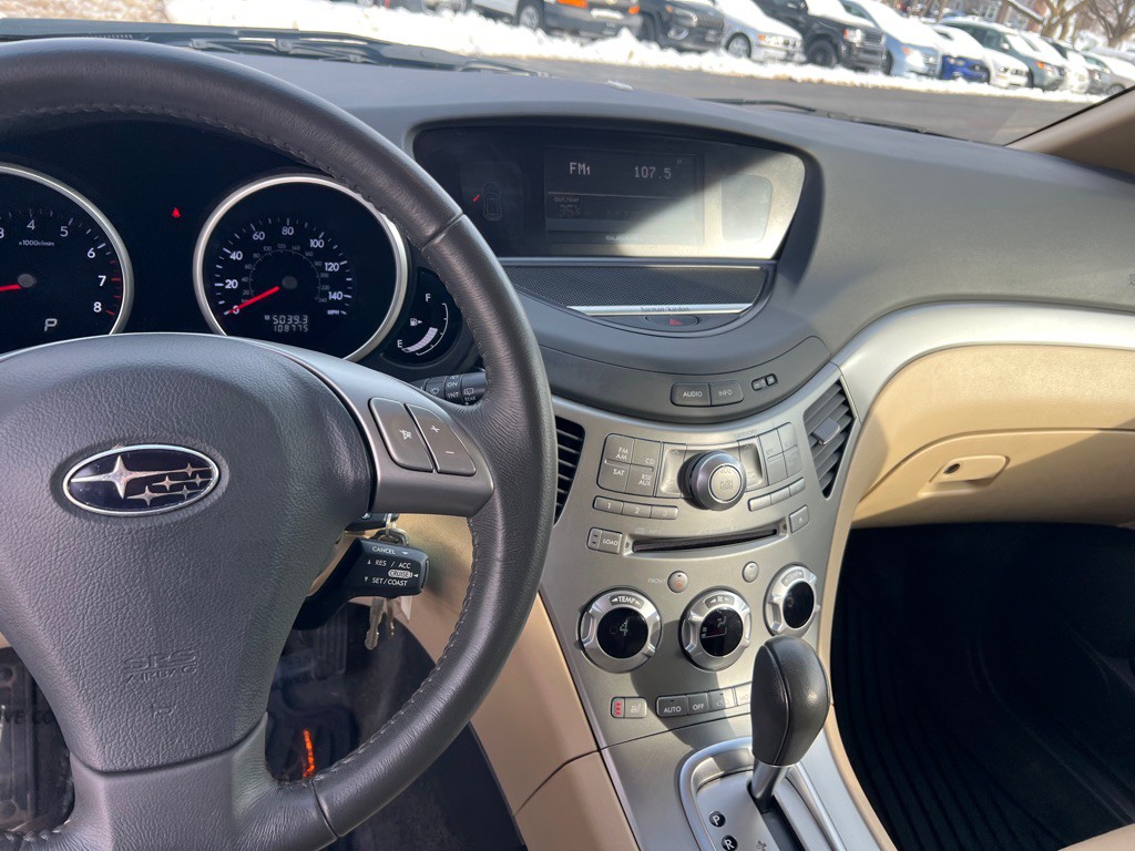 2010 Subaru Tribeca Image 24