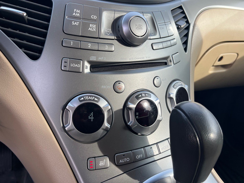 2010 Subaru Tribeca Image 28