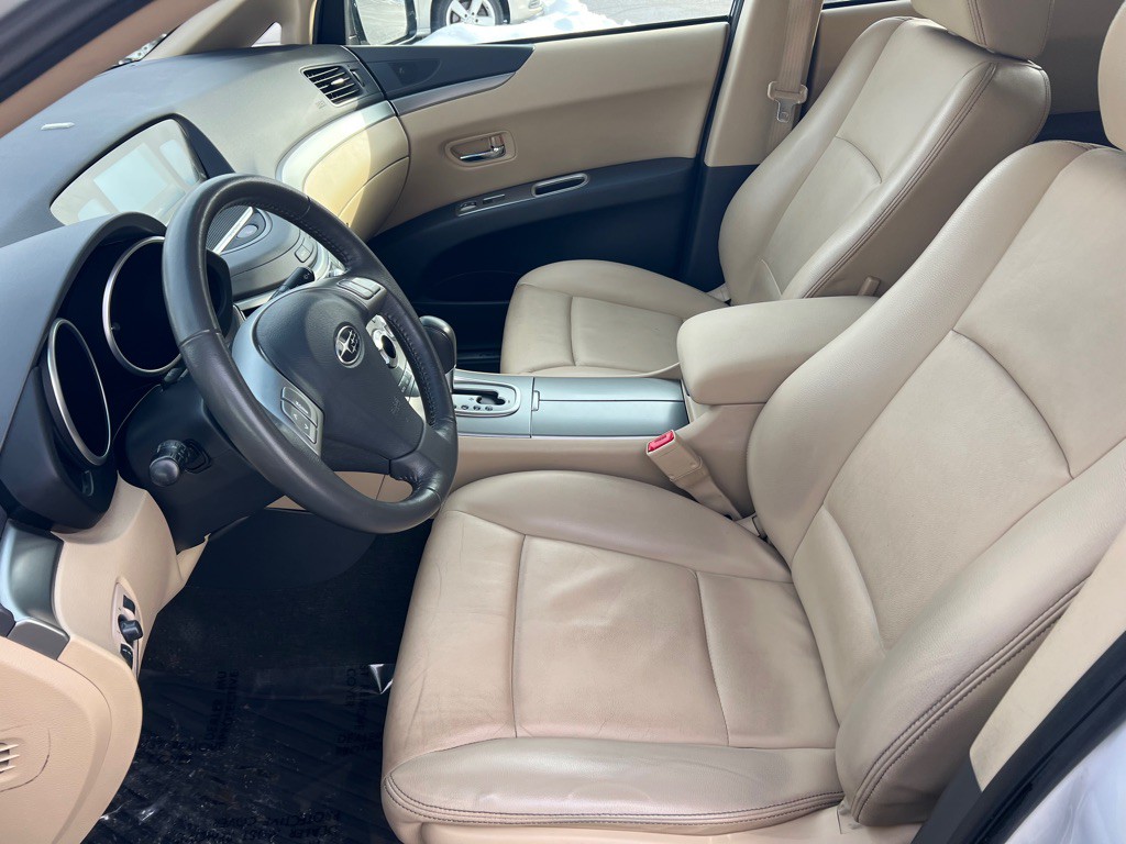 2010 Subaru Tribeca Image 32