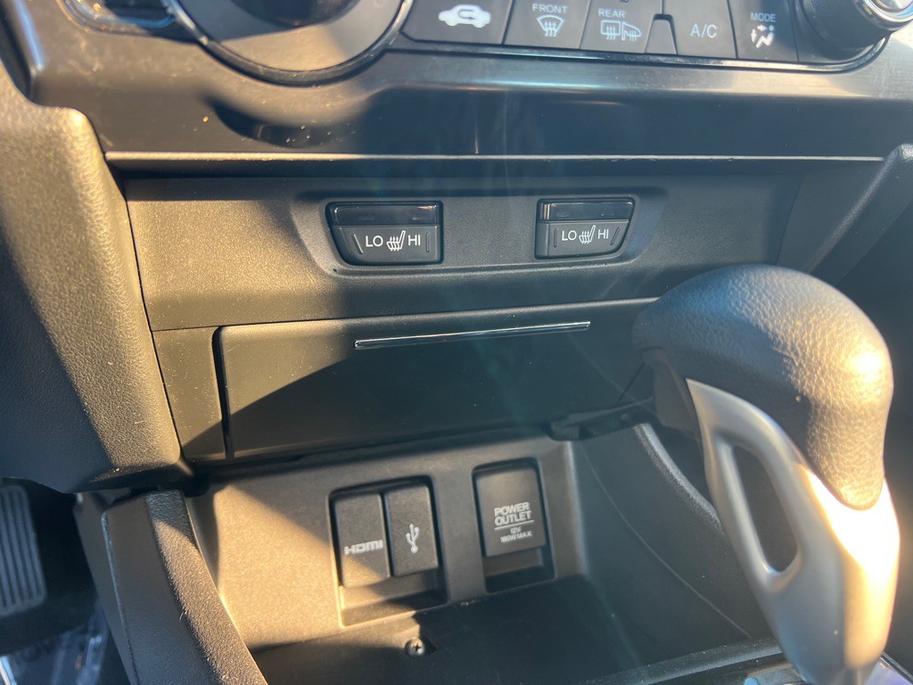 2015 Honda Civic Image 25