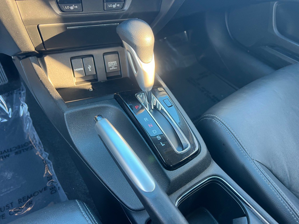 2015 Honda Civic Image 26