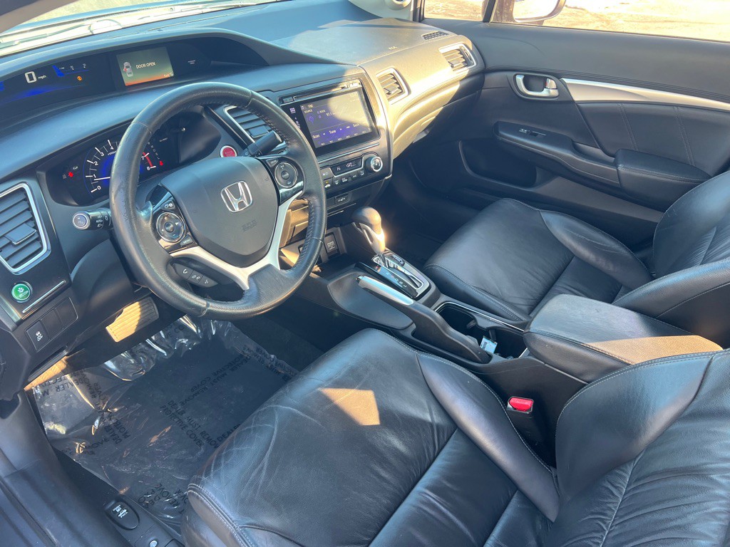 2015 Honda Civic Image 30