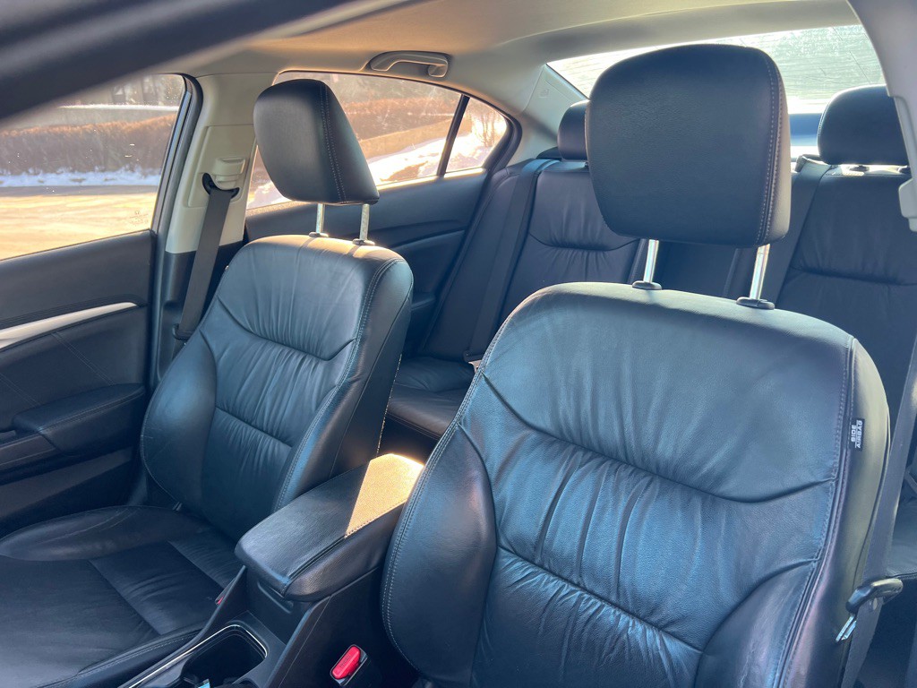 2015 Honda Civic Image 34