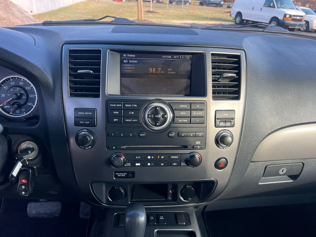 2010 Nissan Armada Image 15