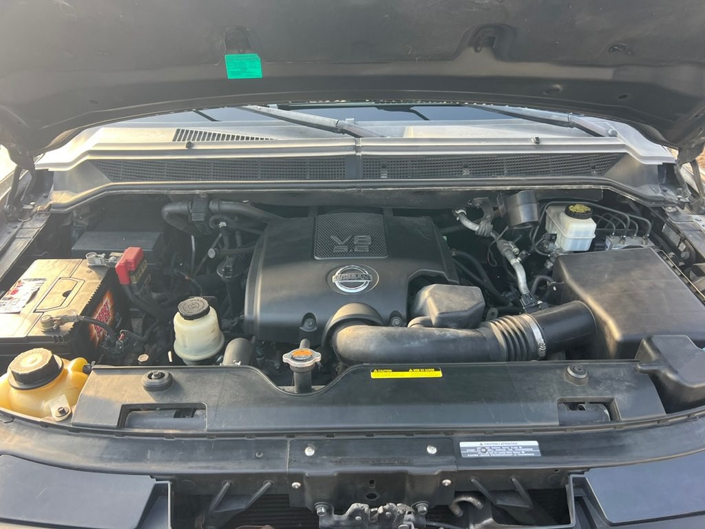 2010 Nissan Armada Image 23