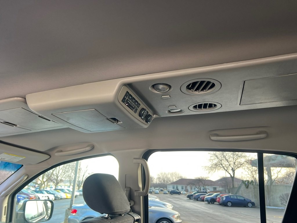 2010 Nissan Armada Image 34