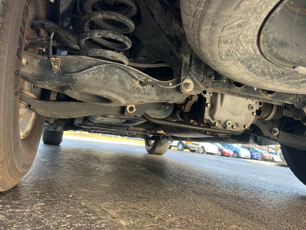 2010 Nissan Armada Image 40