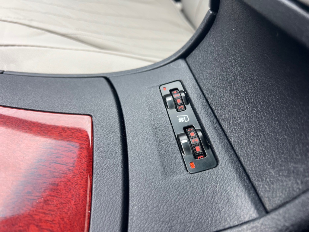 2009 Lexus ES Image 29