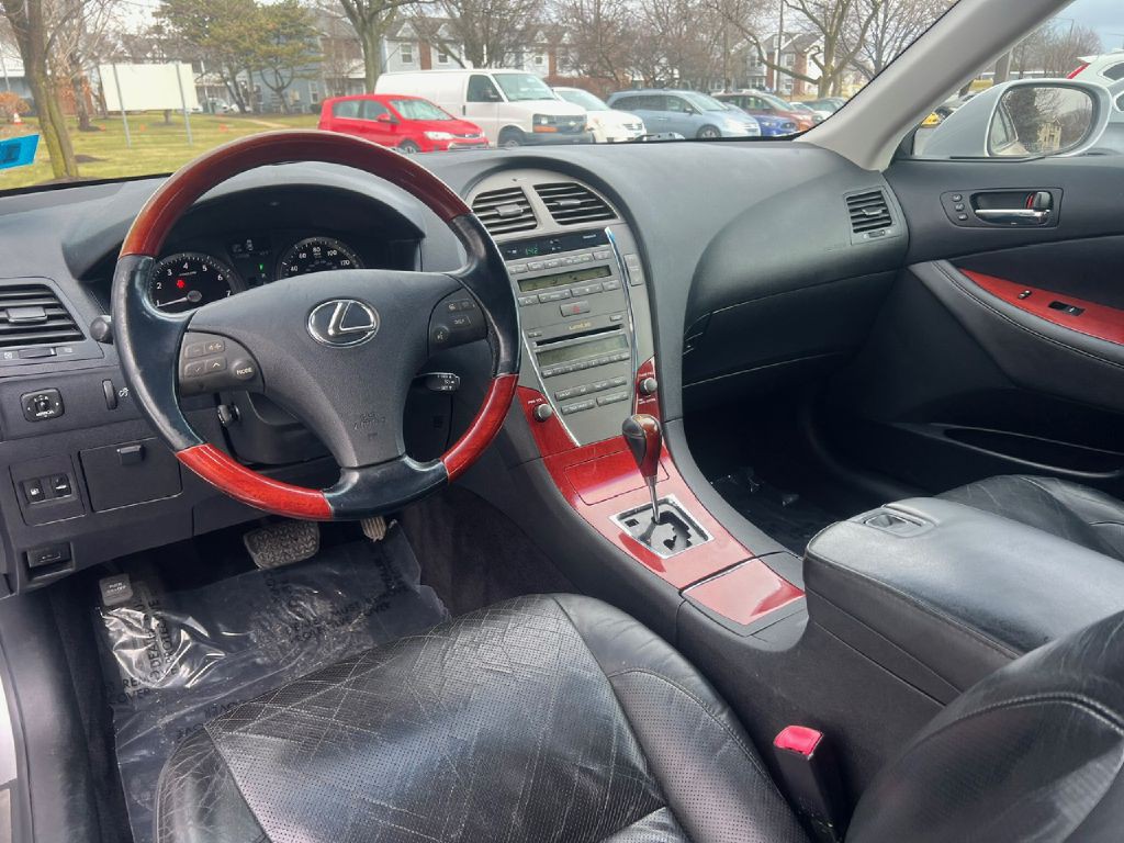 2009 Lexus ES Image 12