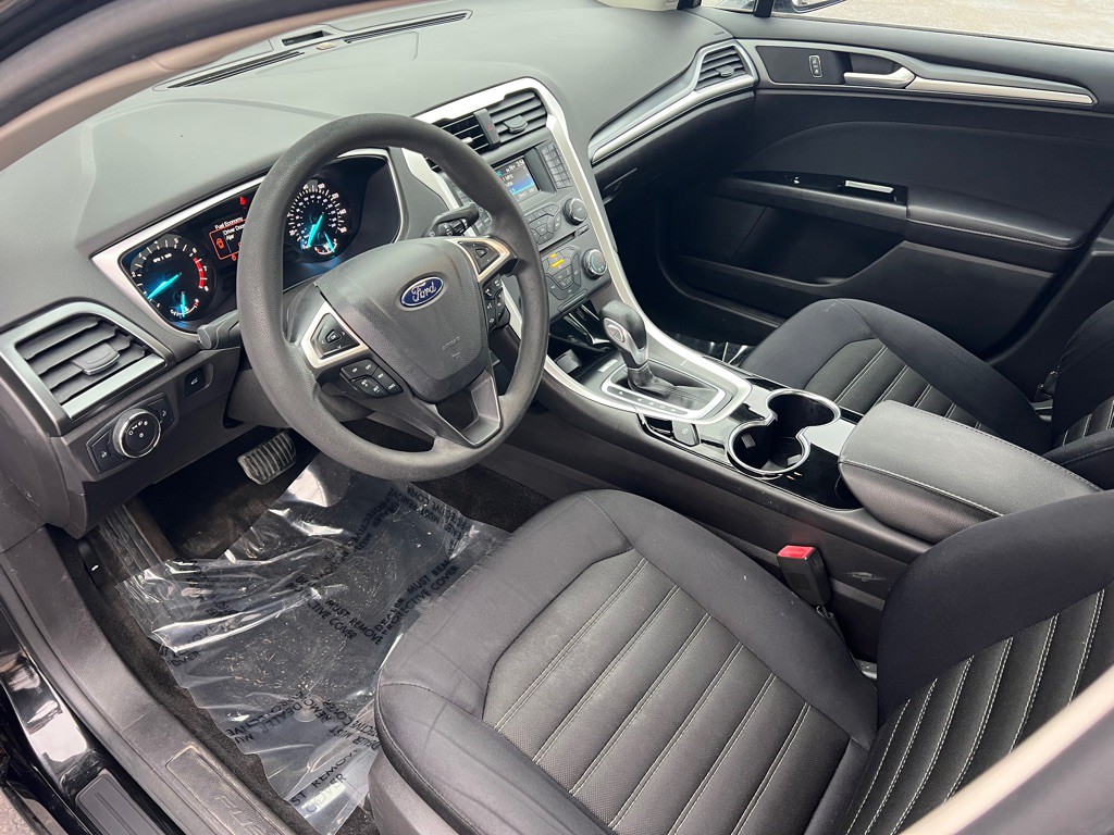 2014 Ford Fusion Image 32