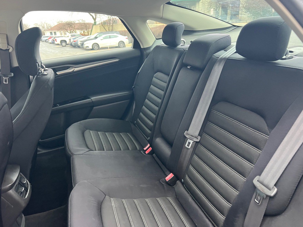 2014 Ford Fusion Image 44