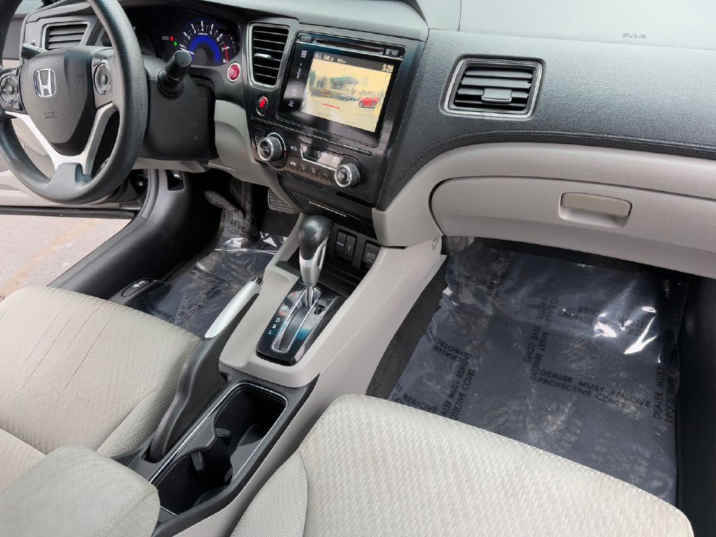 2015 Honda Civic Image 21