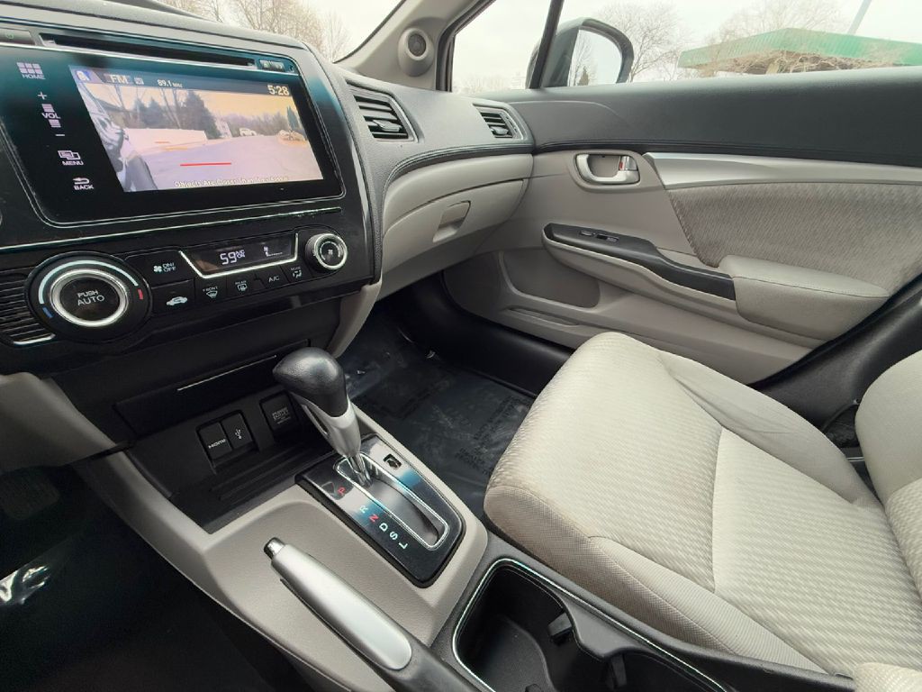 2015 Honda Civic Image 26