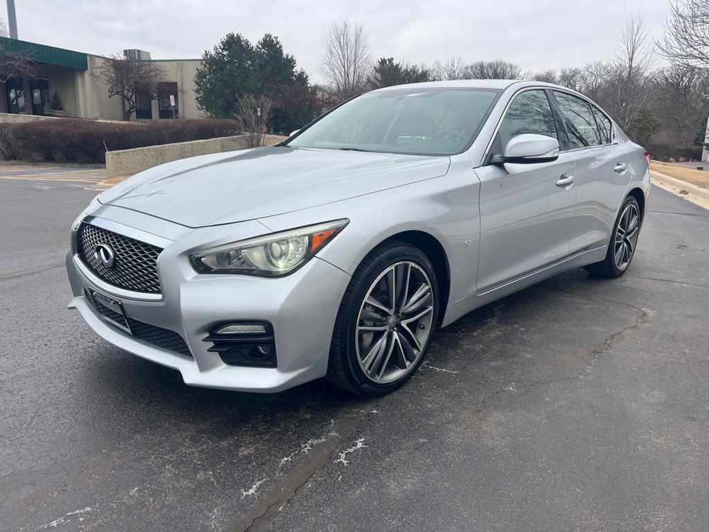 2014 INFINITI Q50 Image 16