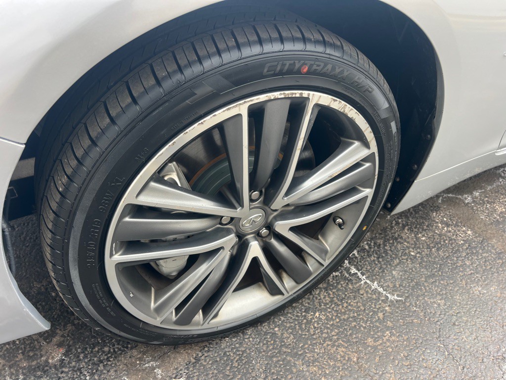 2014 INFINITI Q50 Image 19