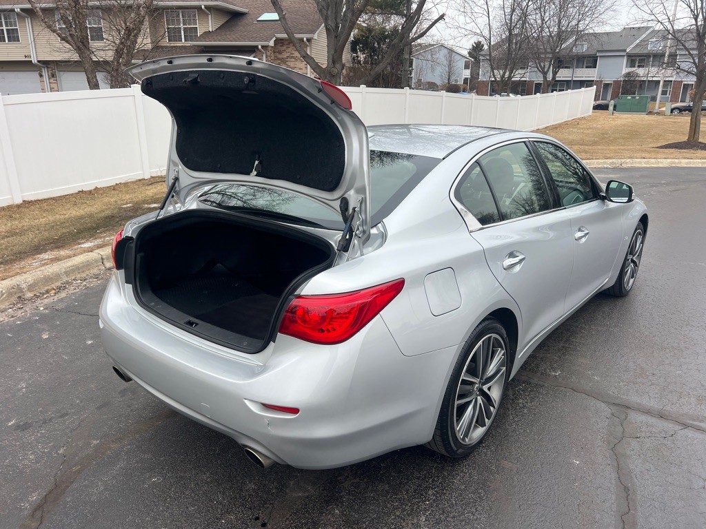 2014 INFINITI Q50 Image 21