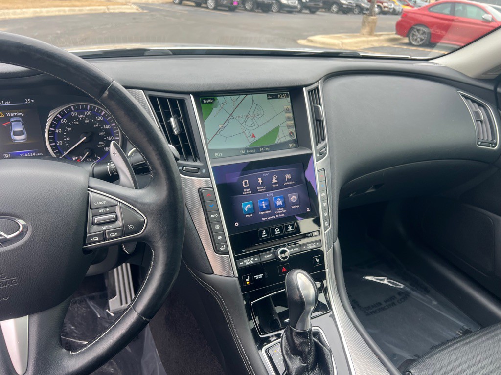 2014 INFINITI Q50 Image 30