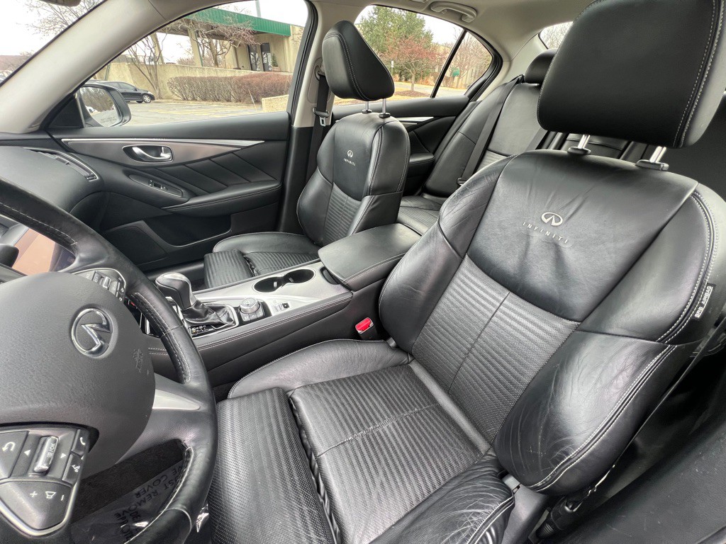 2014 INFINITI Q50 Image 40