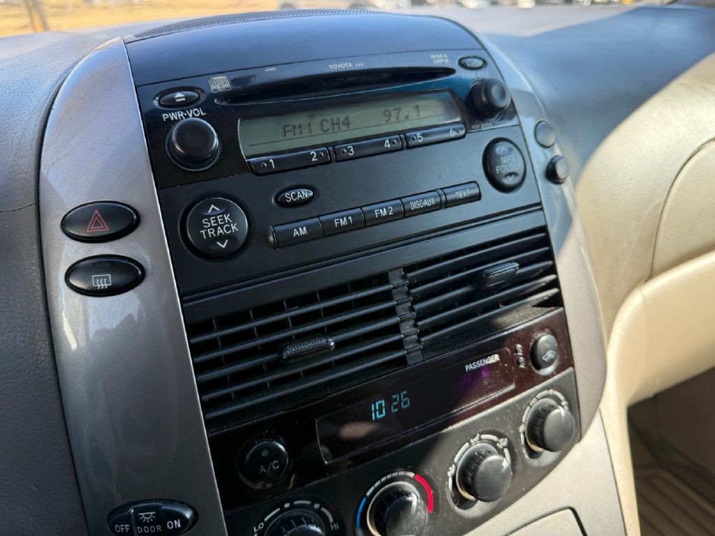2006 Toyota Sienna Image 29