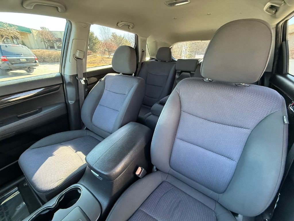 2011 Kia Sorento Image 16