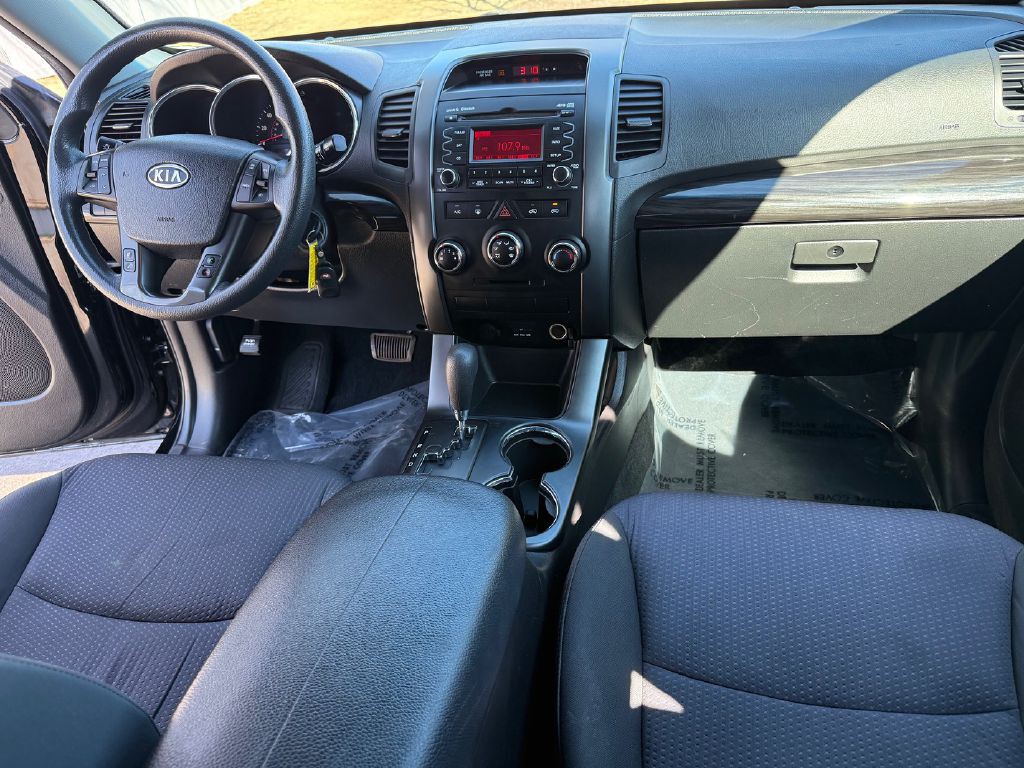 2011 Kia Sorento Image 17