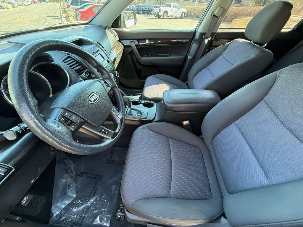 2011 Kia Sorento Image 18