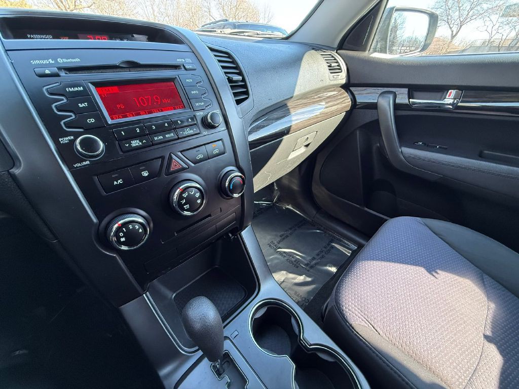 2011 Kia Sorento Image 27