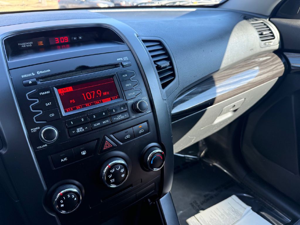 2011 Kia Sorento Image 29