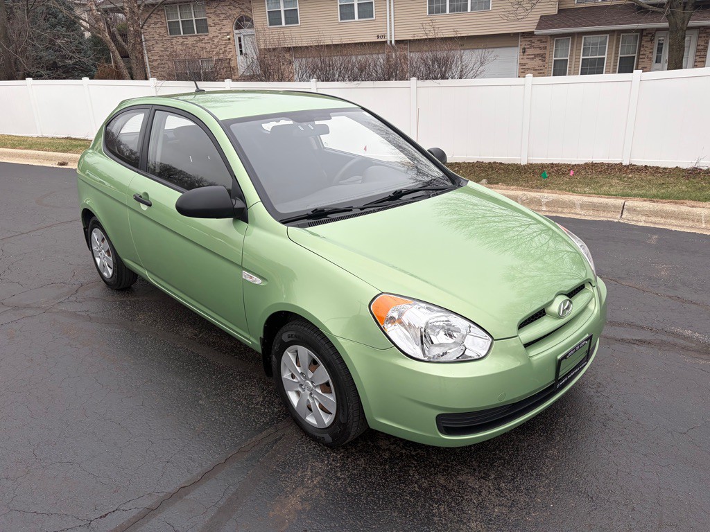 2009 Hyundai Accent Image 3