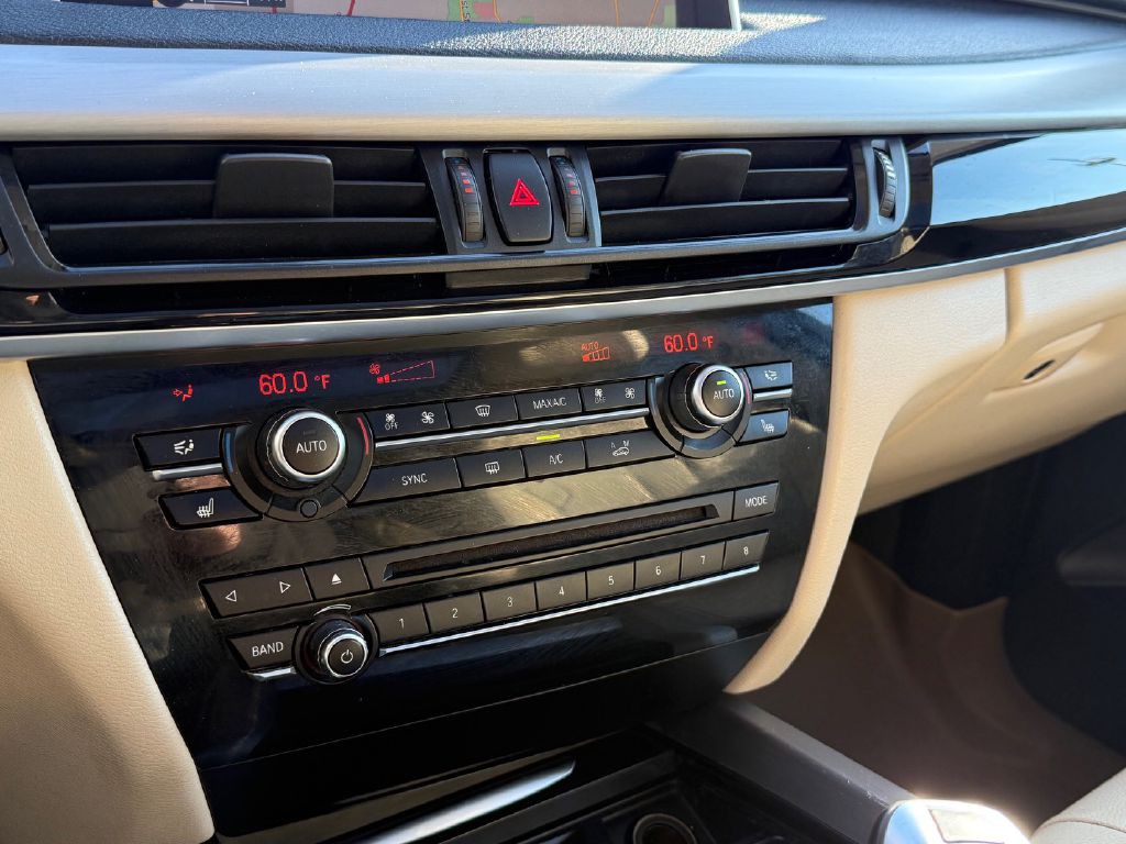 2016 BMW X5 Image 18