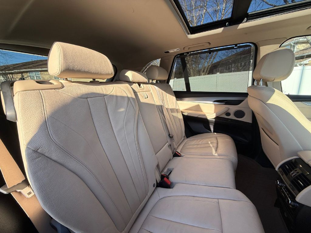 2016 BMW X5 Image 22