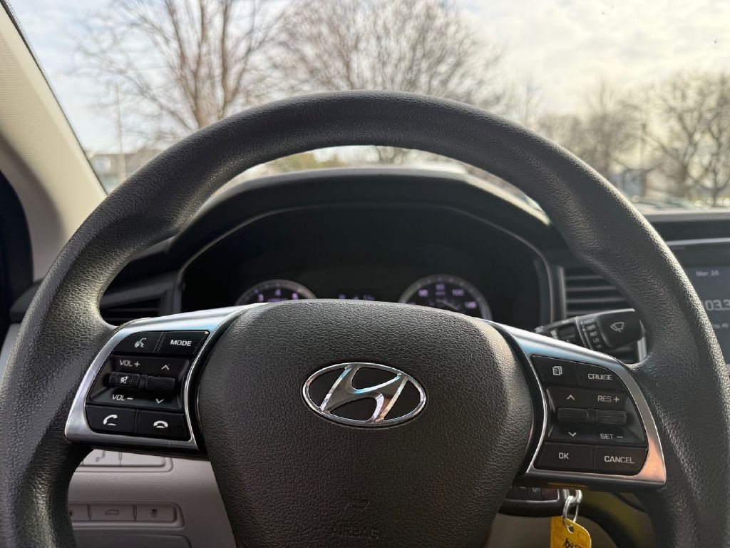 2018 Hyundai Sonata Image 16