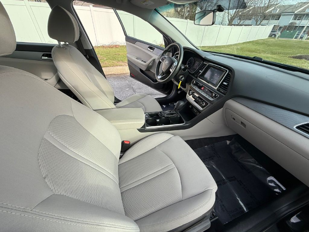 2018 Hyundai Sonata Image 19