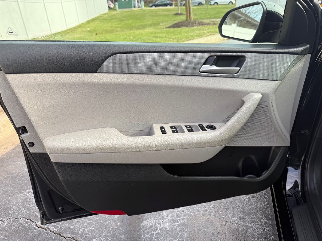 2018 Hyundai Sonata Image 28