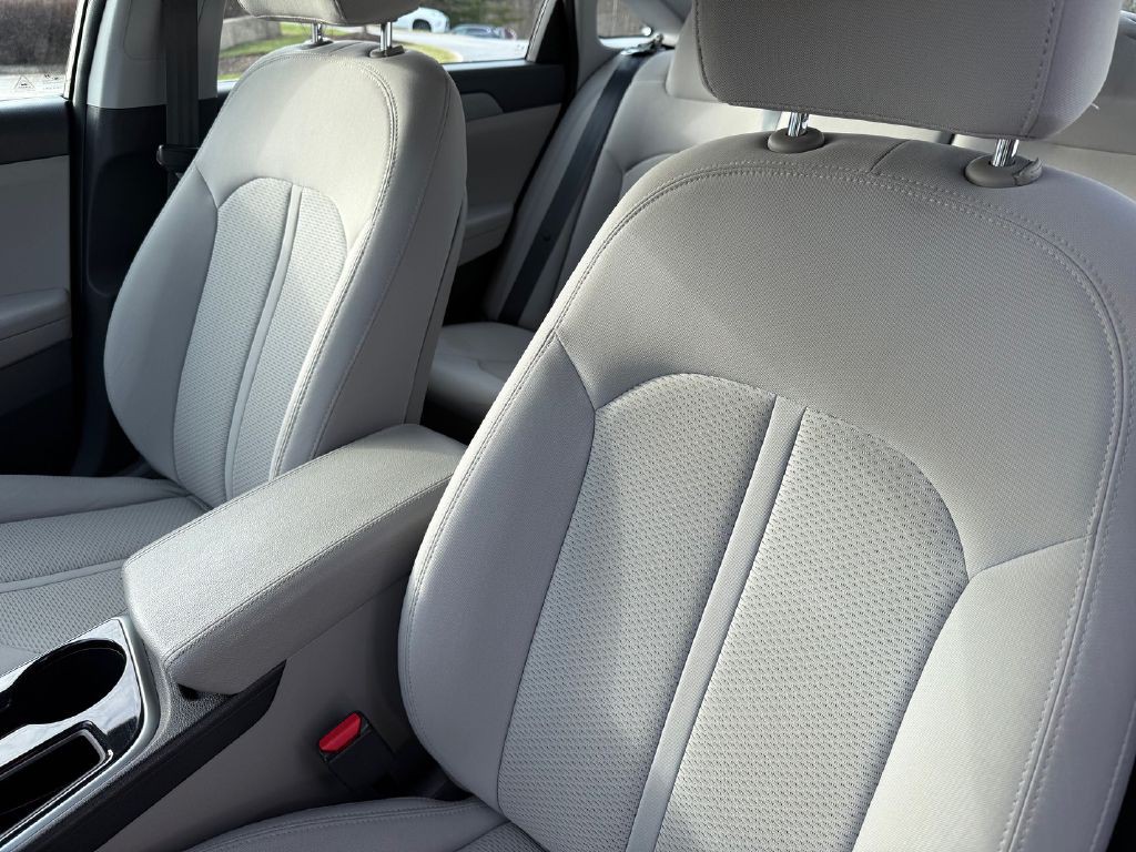 2018 Hyundai Sonata Image 31