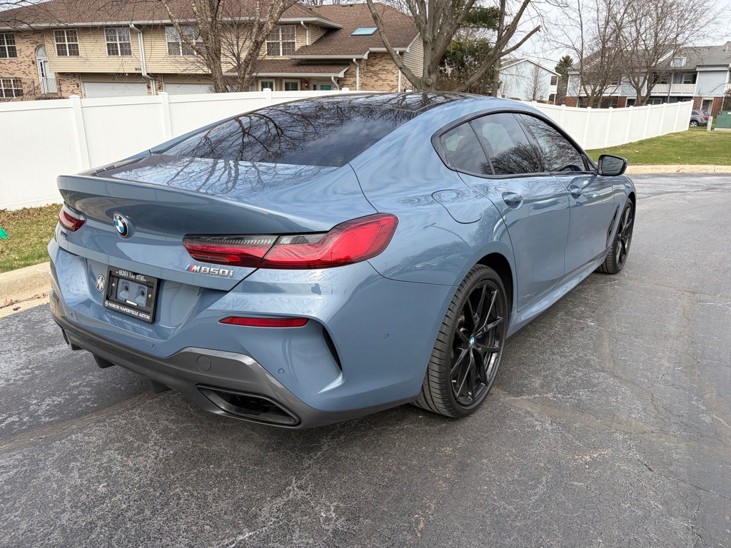 2022 BMW 8 Series Image 9